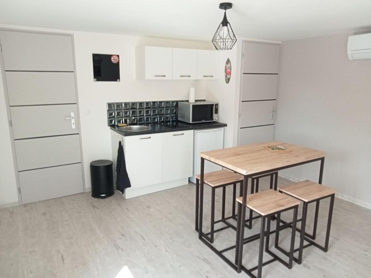 Ferienwohnung Les Lauriers Roses Fontvieille Exterior foto